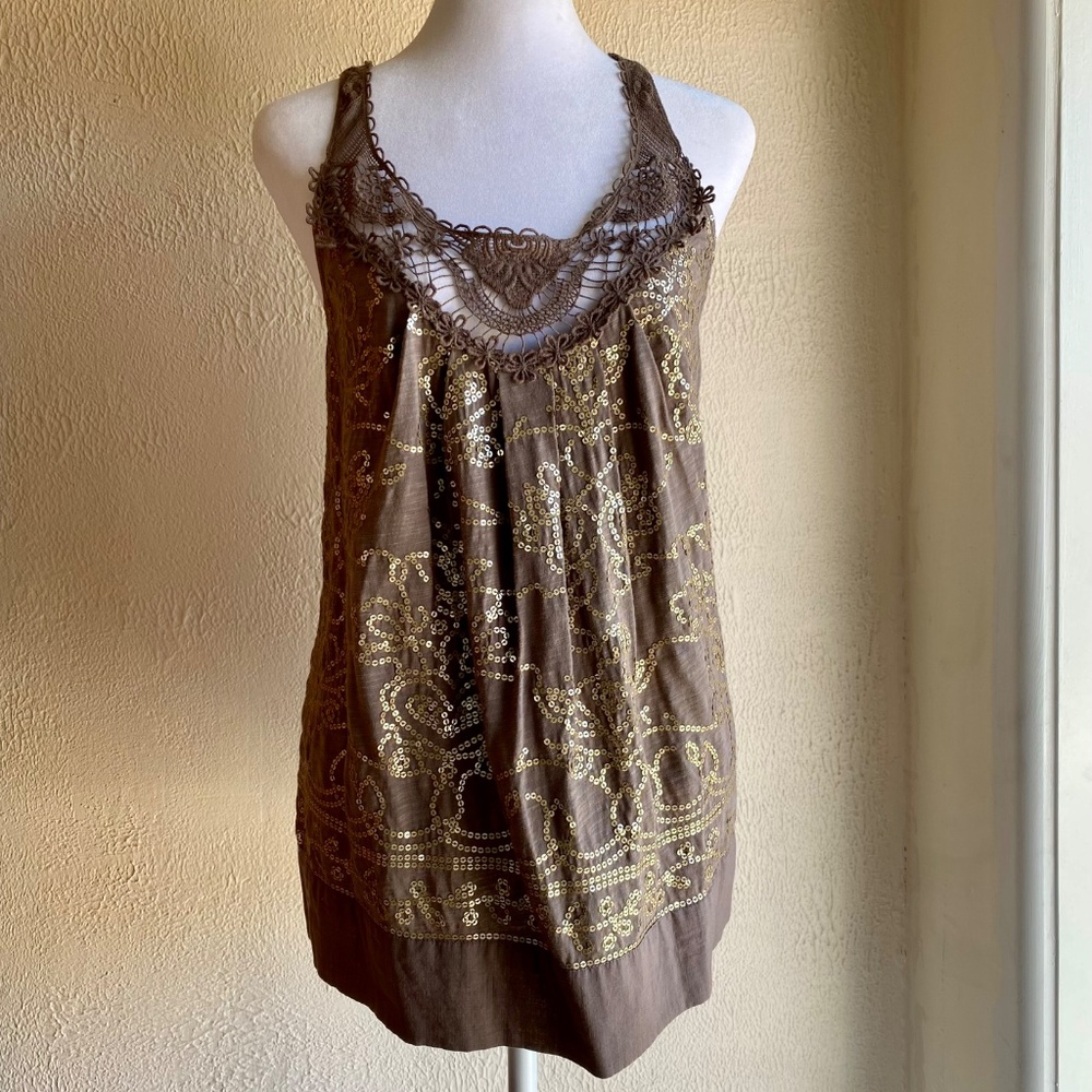 NWT Anthropologie brown lace and gold sequined sleeveless top Size M